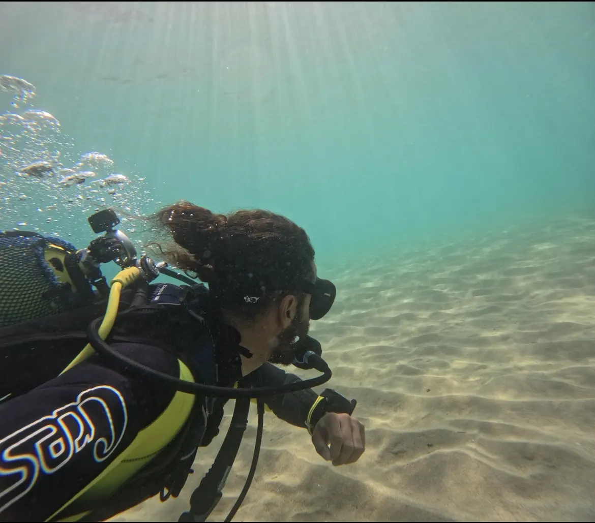 Underwater diver placeholder