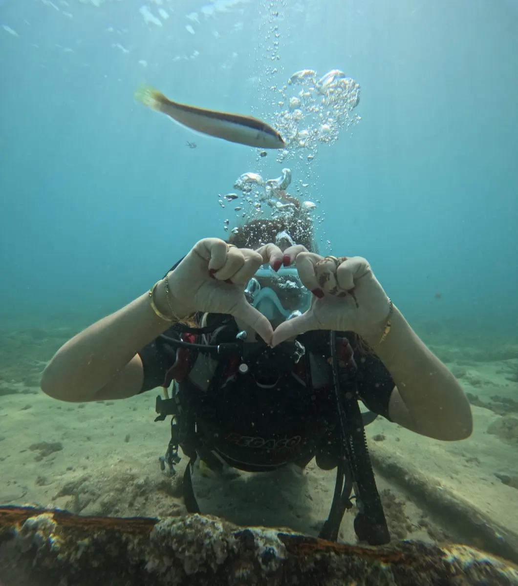 Diver underwater placeholder